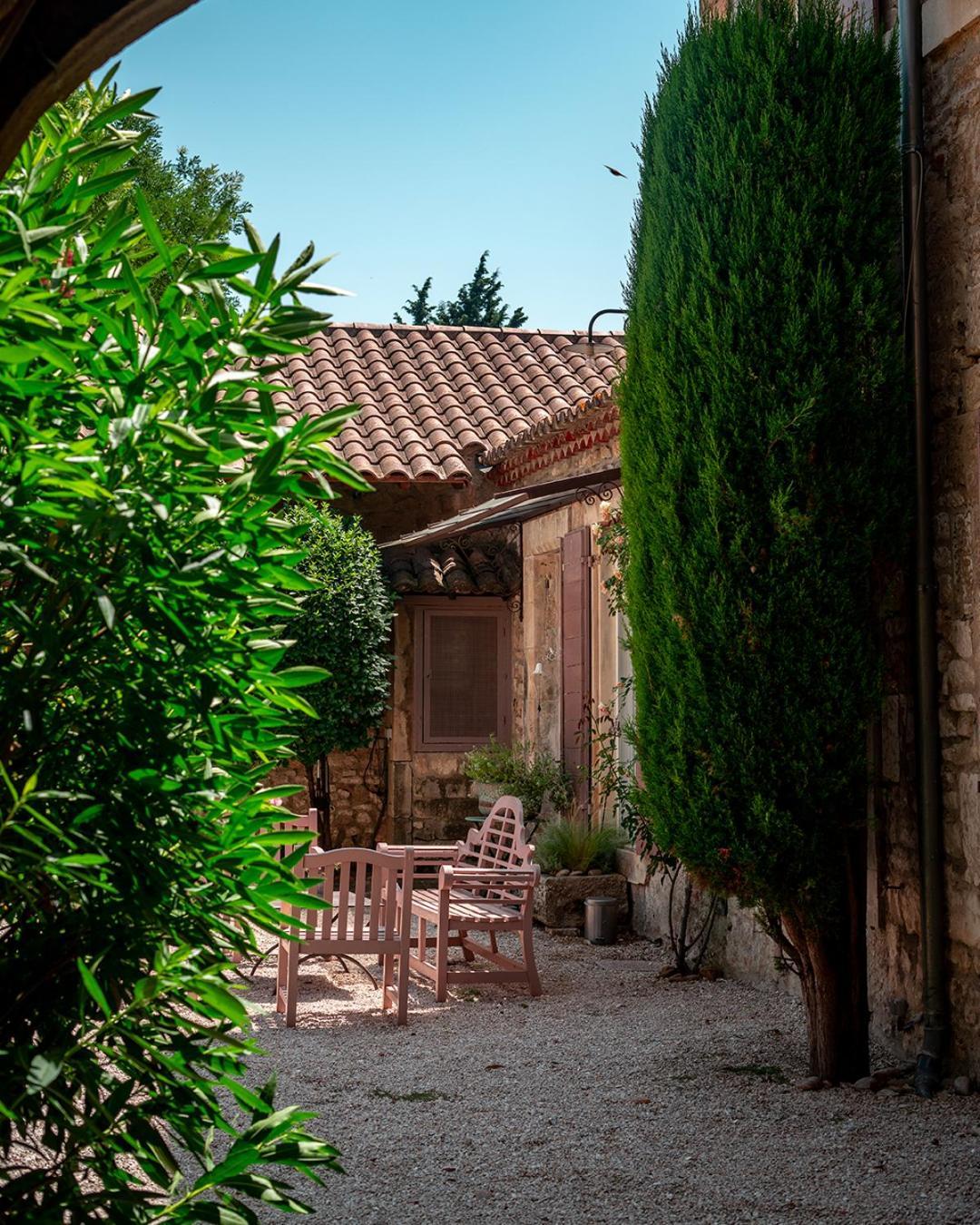 Mas Des Comtes De Provence Ξενοδοχείο Tarascon Εξωτερικό φωτογραφία
