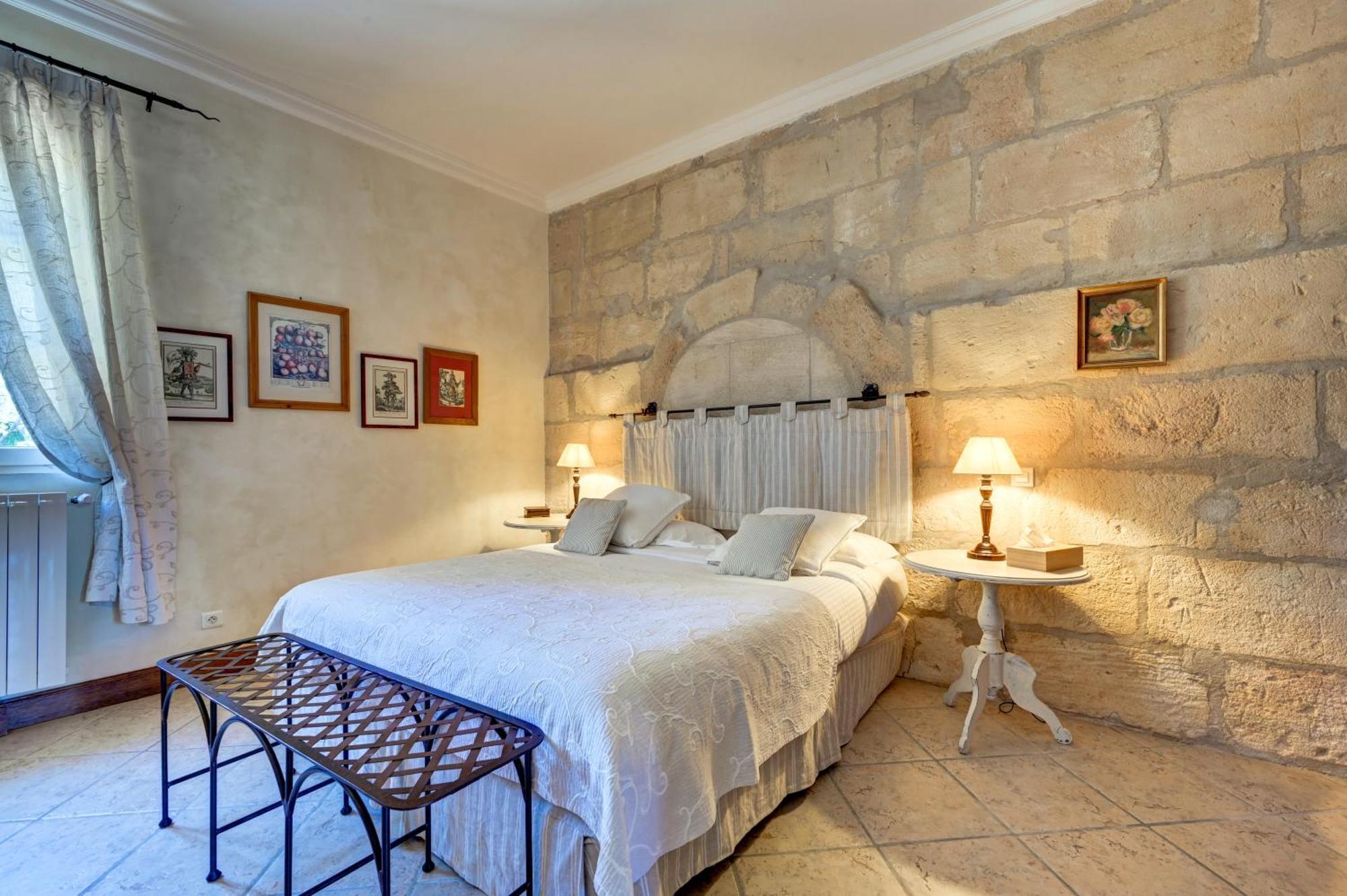 Mas Des Comtes De Provence Ξενοδοχείο Tarascon Εξωτερικό φωτογραφία